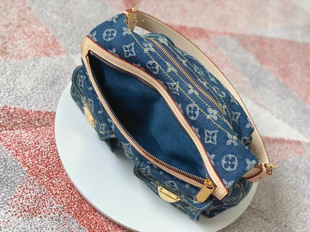 [TOP] Louis Vuitton LV L*V Baggy Denim PM 30-10-19cm-Blue