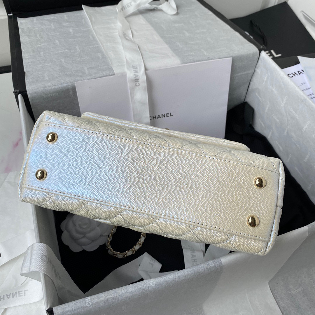 [TOP] CHANEL CoCo Handle Bag Carviar Medium 23cm - Pearl White & GHW