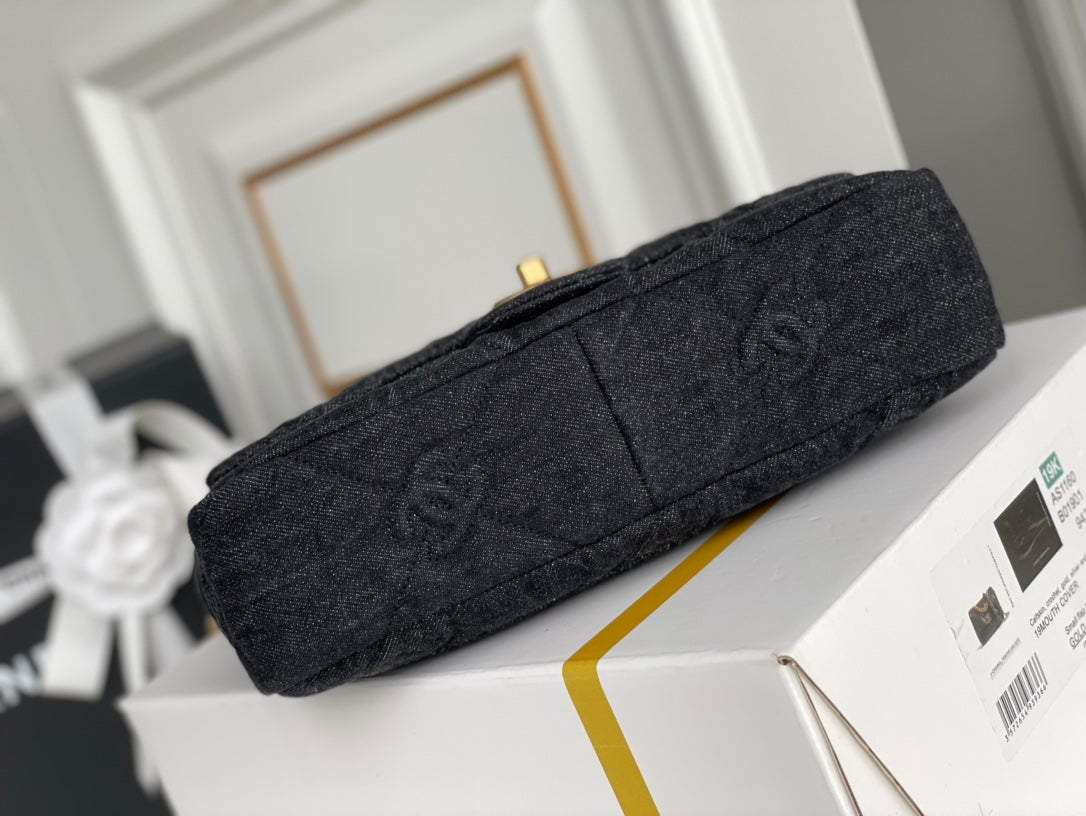 [TOP] CHANEL Classic Flap Bag 22S Denim FunkyTown Small 14.5*23*6CM - Black & GHW