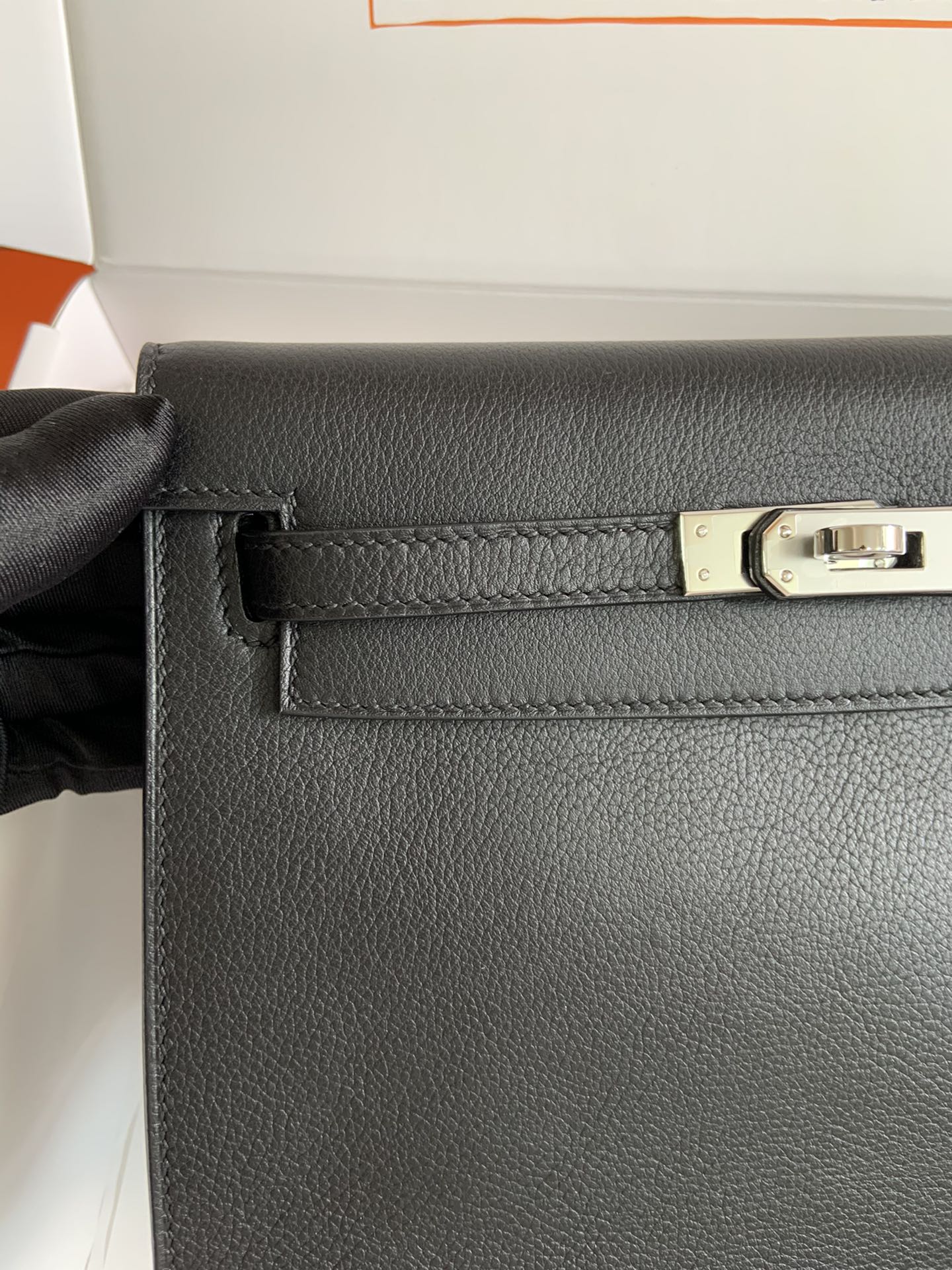 [Top] HERMES Kelly danse II  Calfskin 22cm - 20 Colors