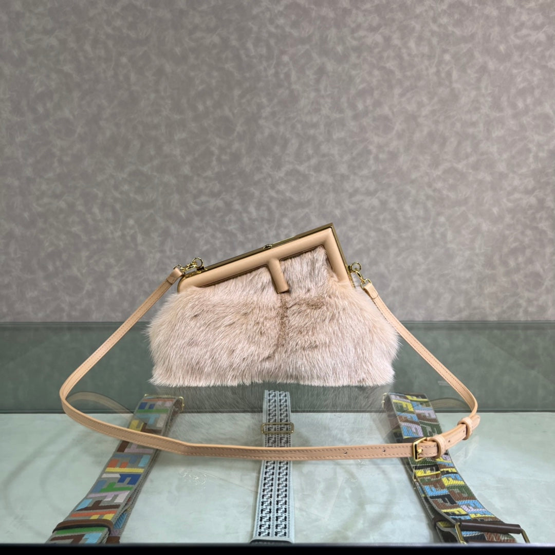 [TOP] FENDI Small First Mink Bag - Nude Pink