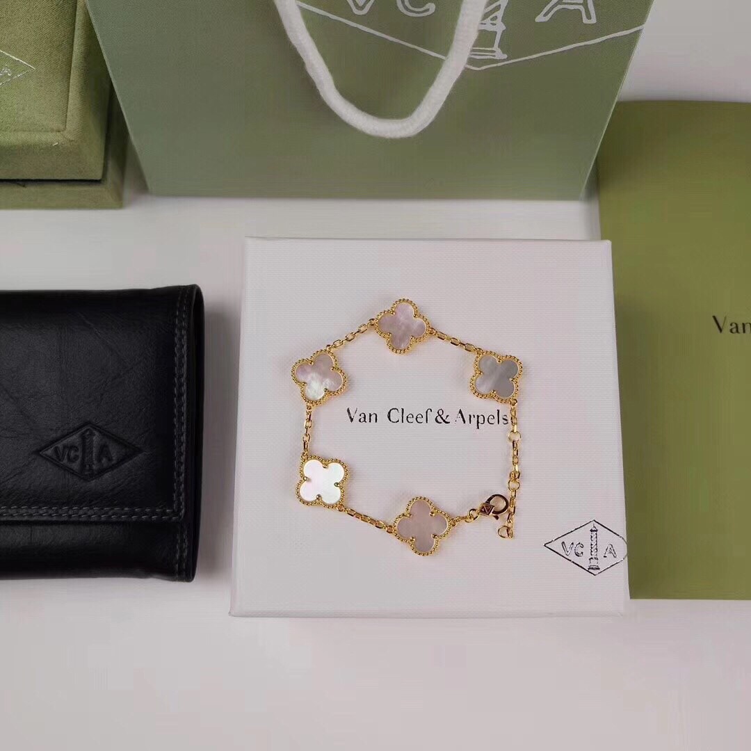 [TOP] Van Cleef & Arpels Vintage Alhambra Bracelet - 7 Color