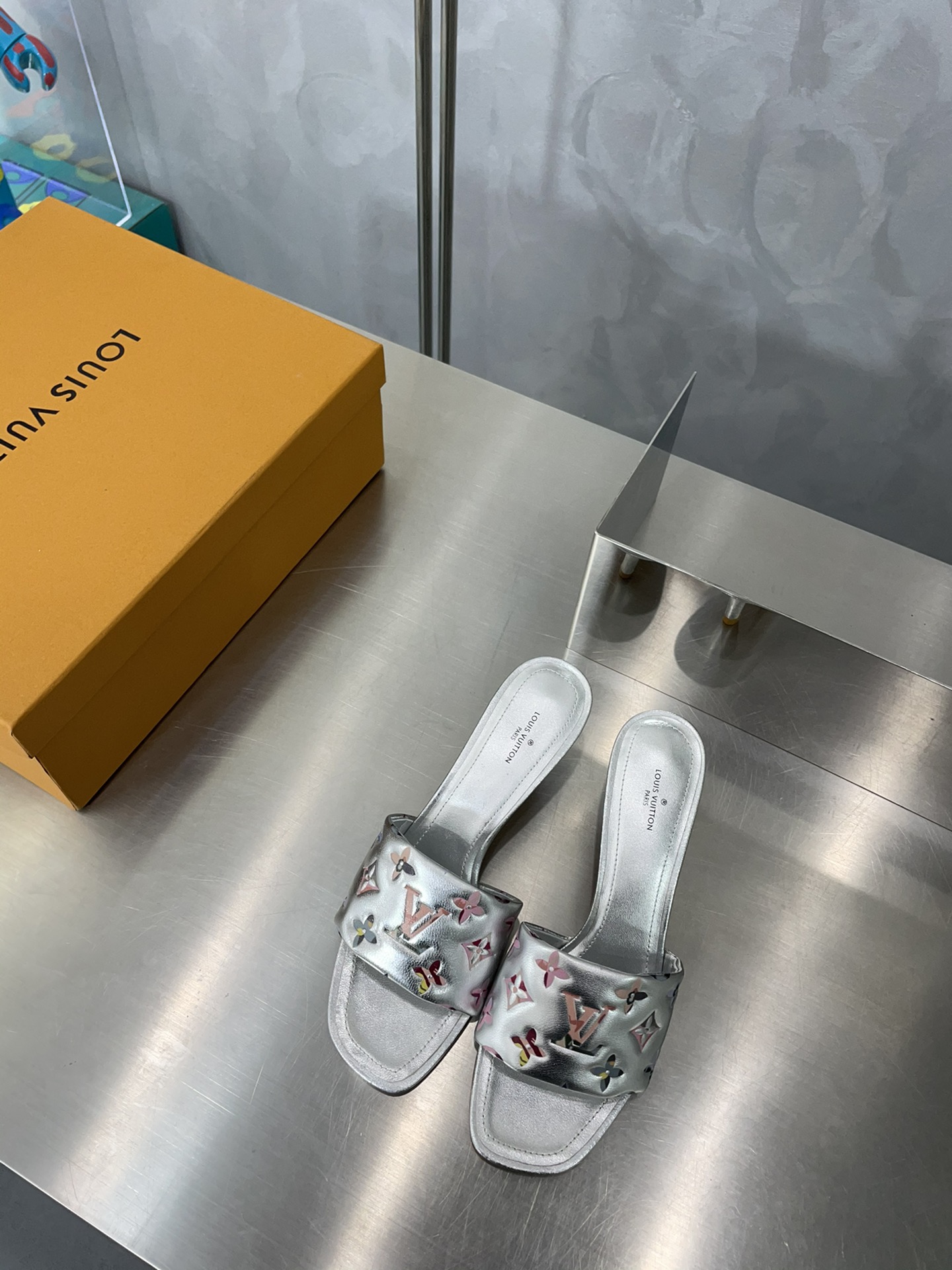 [TOP] Louis Vuitton LV Monogram High Heels - 4 Color