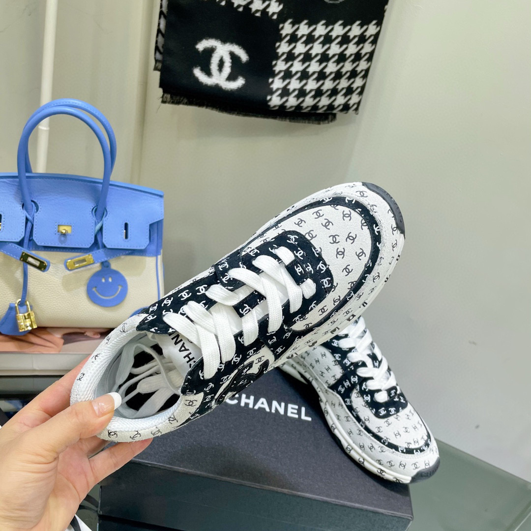 [TOP] CHANEL Two Tone Sneaker - 8 Clolours