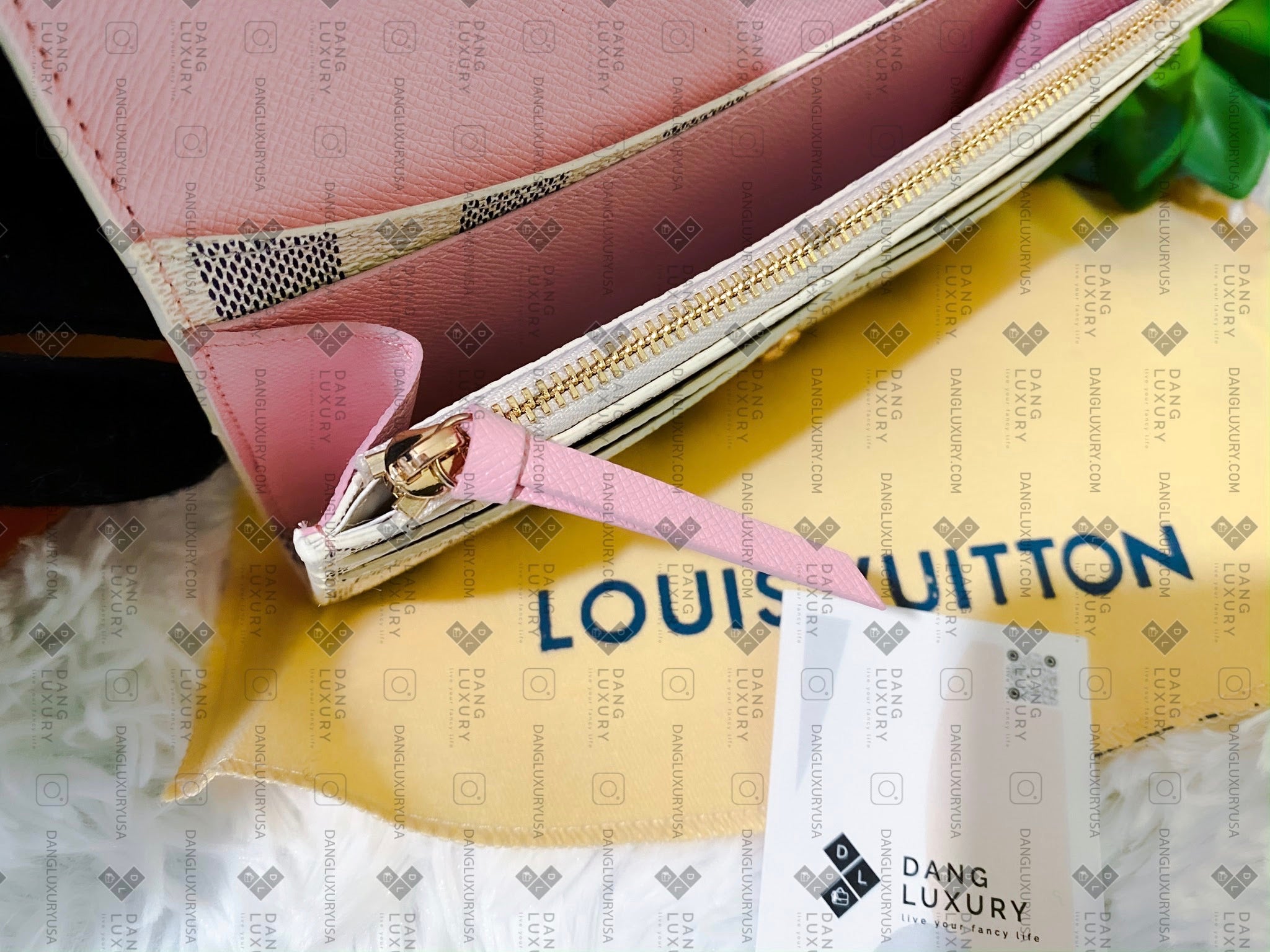 [TOP] Louis Vuitton LV Emilie Wallet Damier Azur