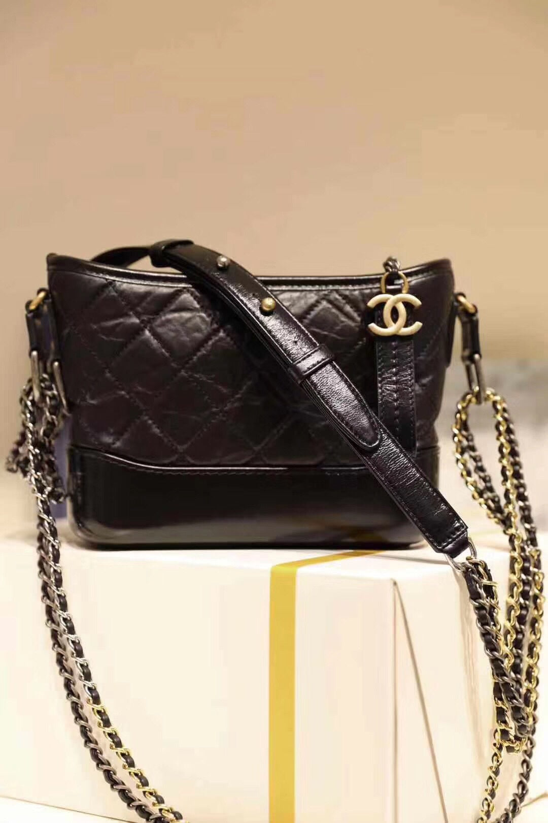 [TOP] CHANEL Gabrielle Bag Quilted Small 20cm - Black