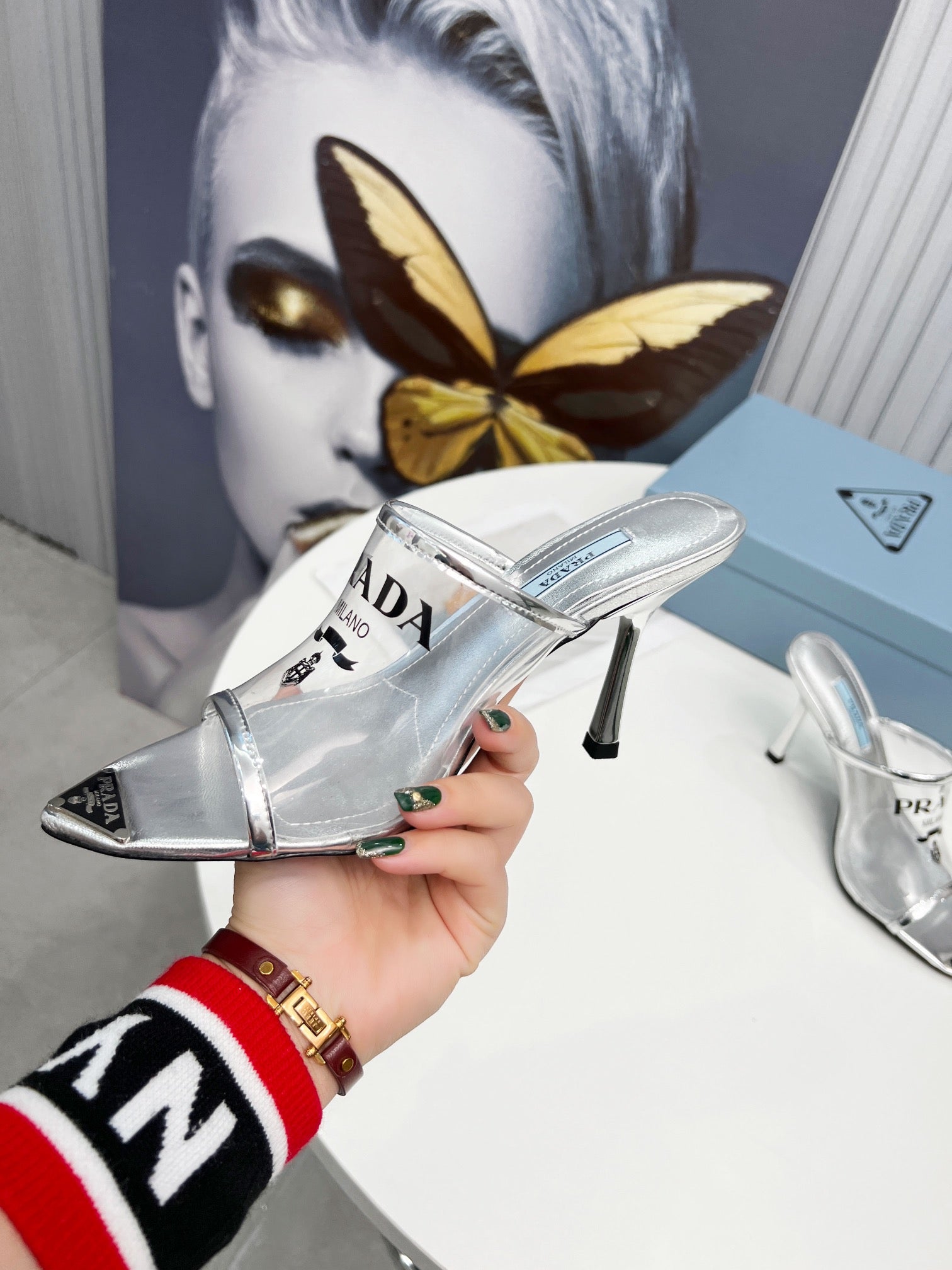 [TOP] PRADA Logo-print Plexiglas High-heel Slides - Silver