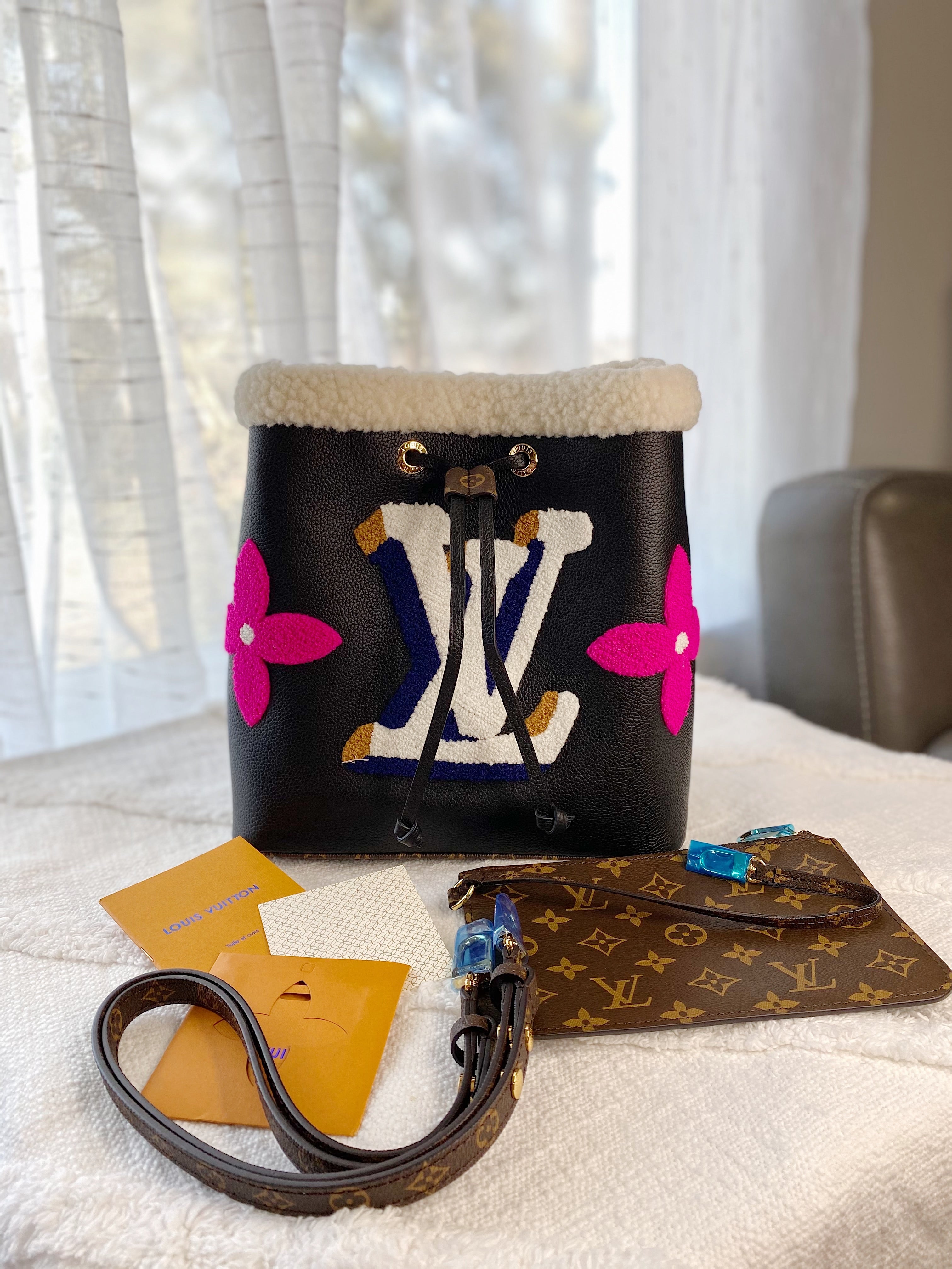 [TOP] Louis Vuitton LV Noe Bag 26×17×25CM-Black