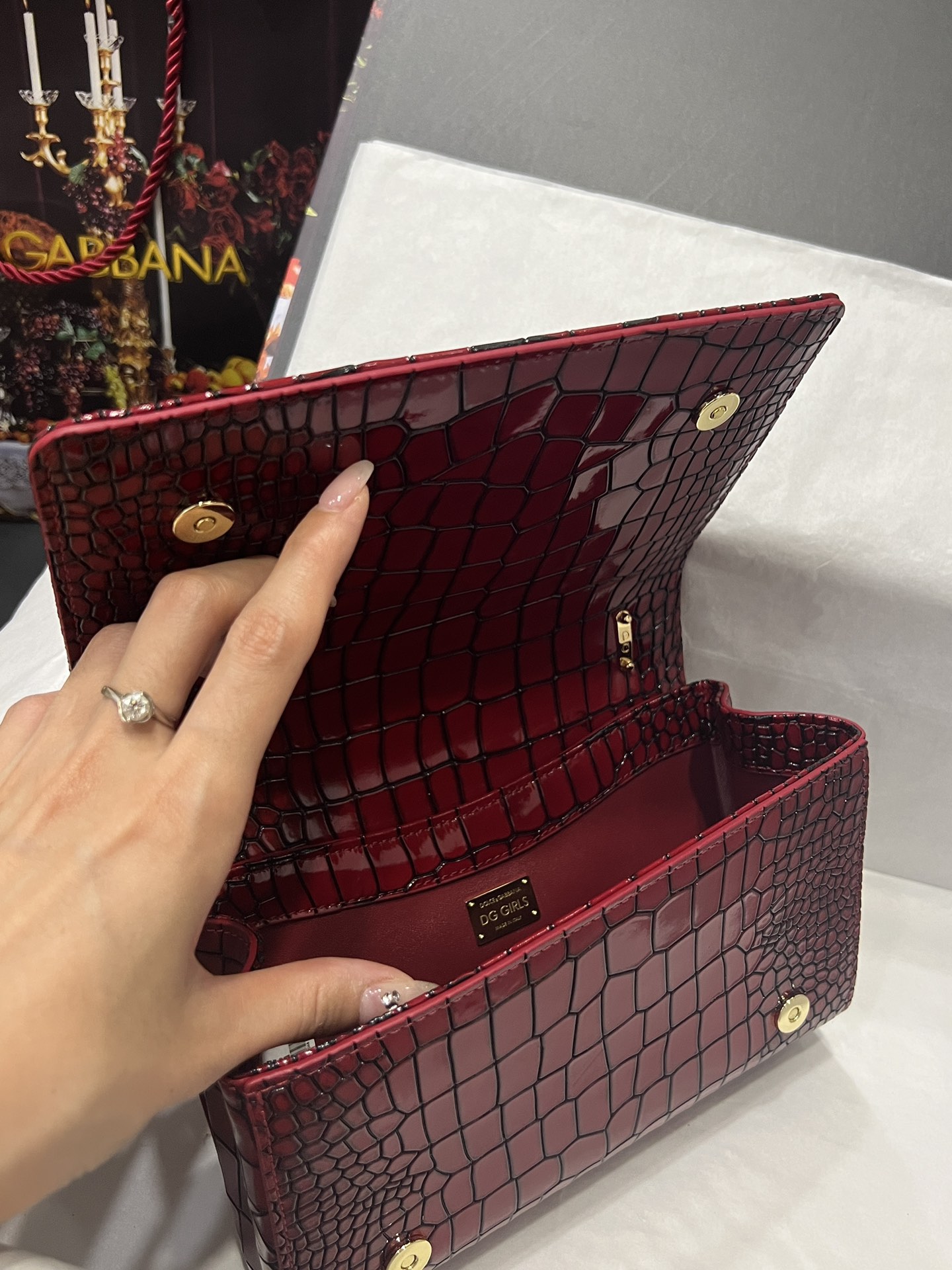 [TOP] Dolce & Gabbana D&G Crocodile-print Calfskin DG Girls Bag 21*4*15 - Red