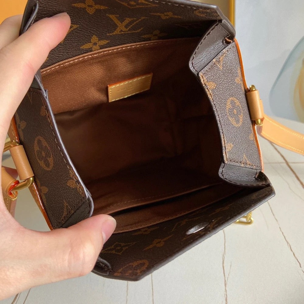 [TOP] Louis Vuitton LV  Legacy Milk Box Bag 16.5x21.5x11.5cm-Brown