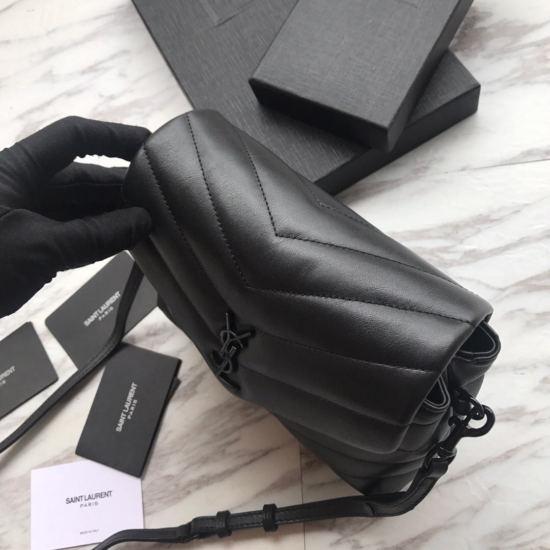 [TOP] Yves Saint Laurent YSL Loulou Toy Bag 20×7×15cm - All Black