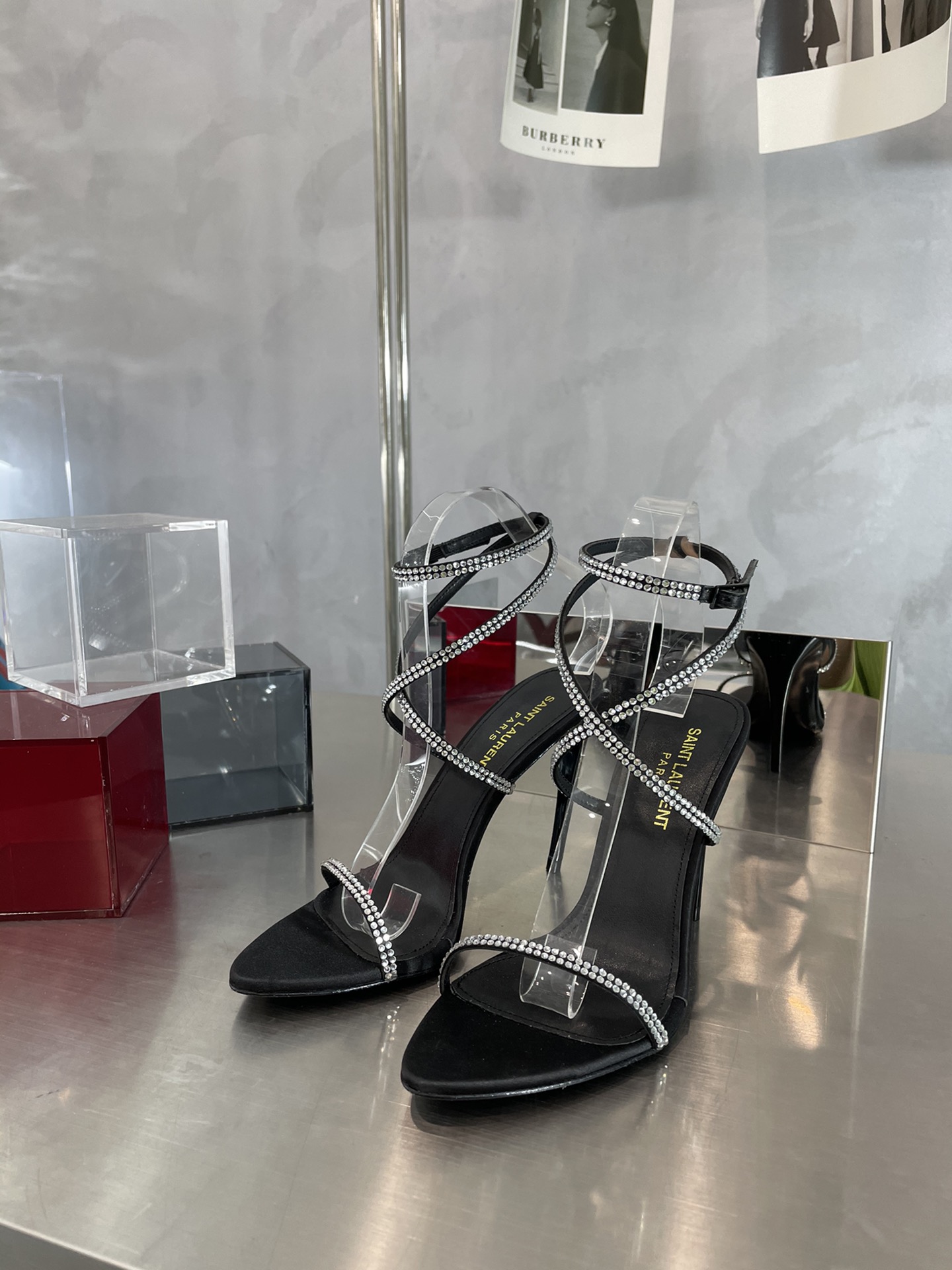 [TOP] Yves Saint Laurent YSL Chain High Heels - SHW - Black