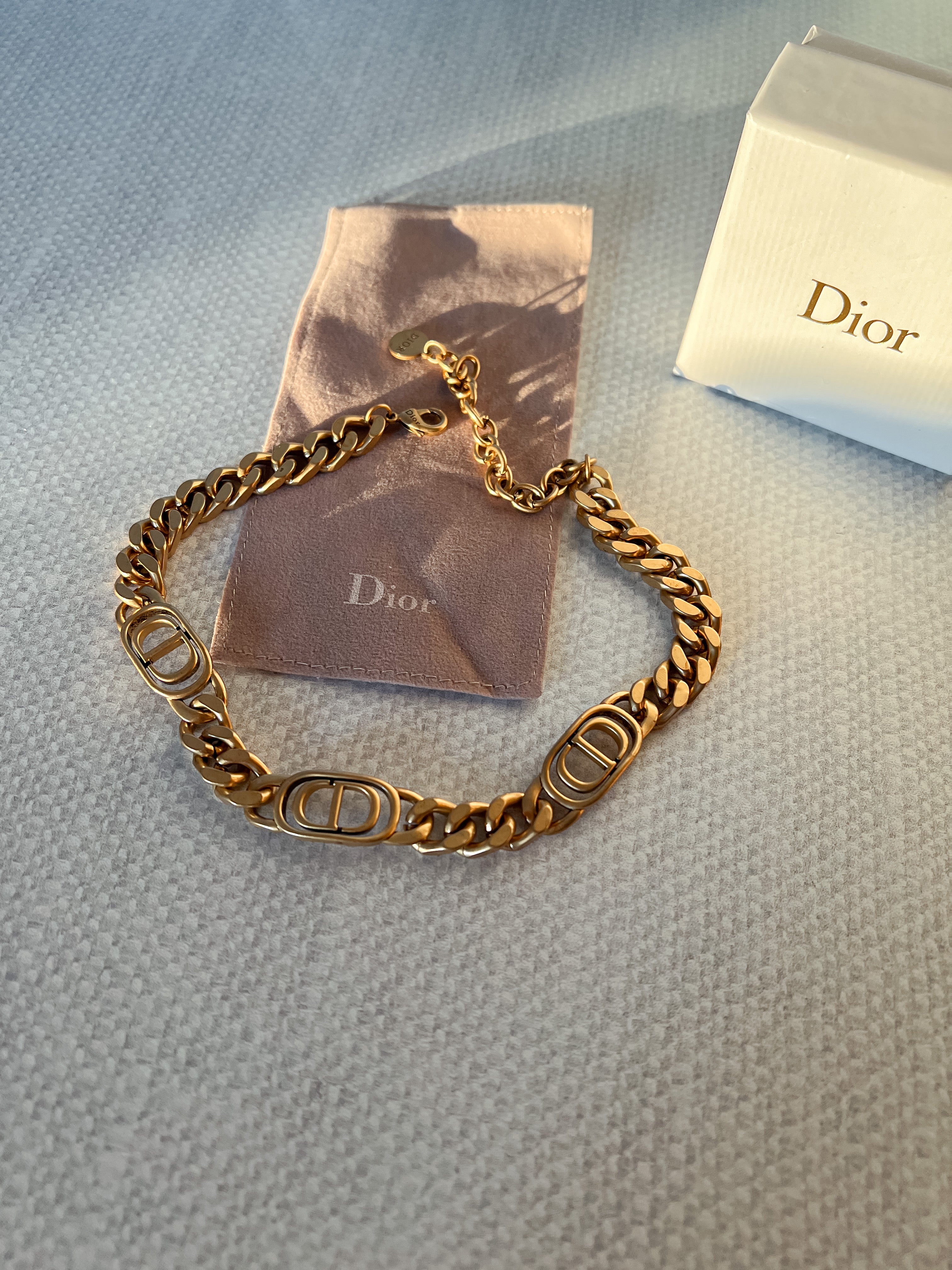 [TOP] Christian Dior 30 Montaigne Necklace Choker - Gold