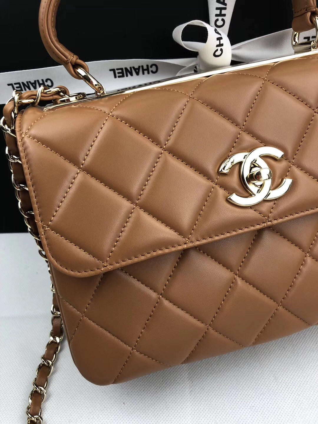 [TOP] CHANEL Trendy Top Handle Bag 25cm - Brown