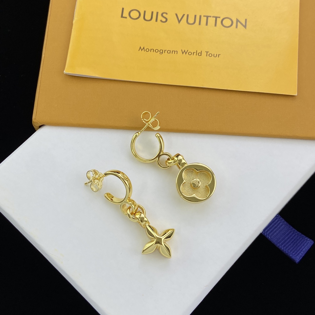 [TOP] Louis Vuitton LV Blossom Earrings