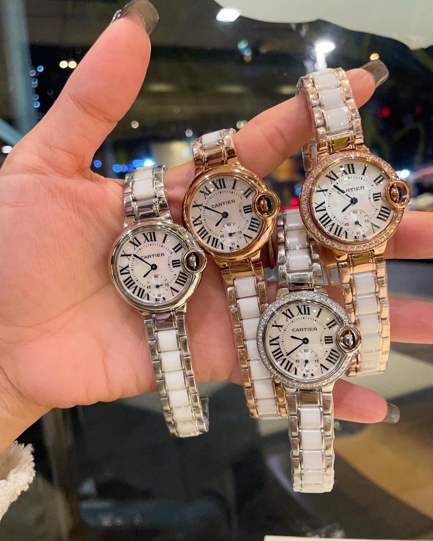 [TOP] Cartier BALLON BLEU DE CARTIER WATCH ceramic 33 mm - Diamonds/Gold