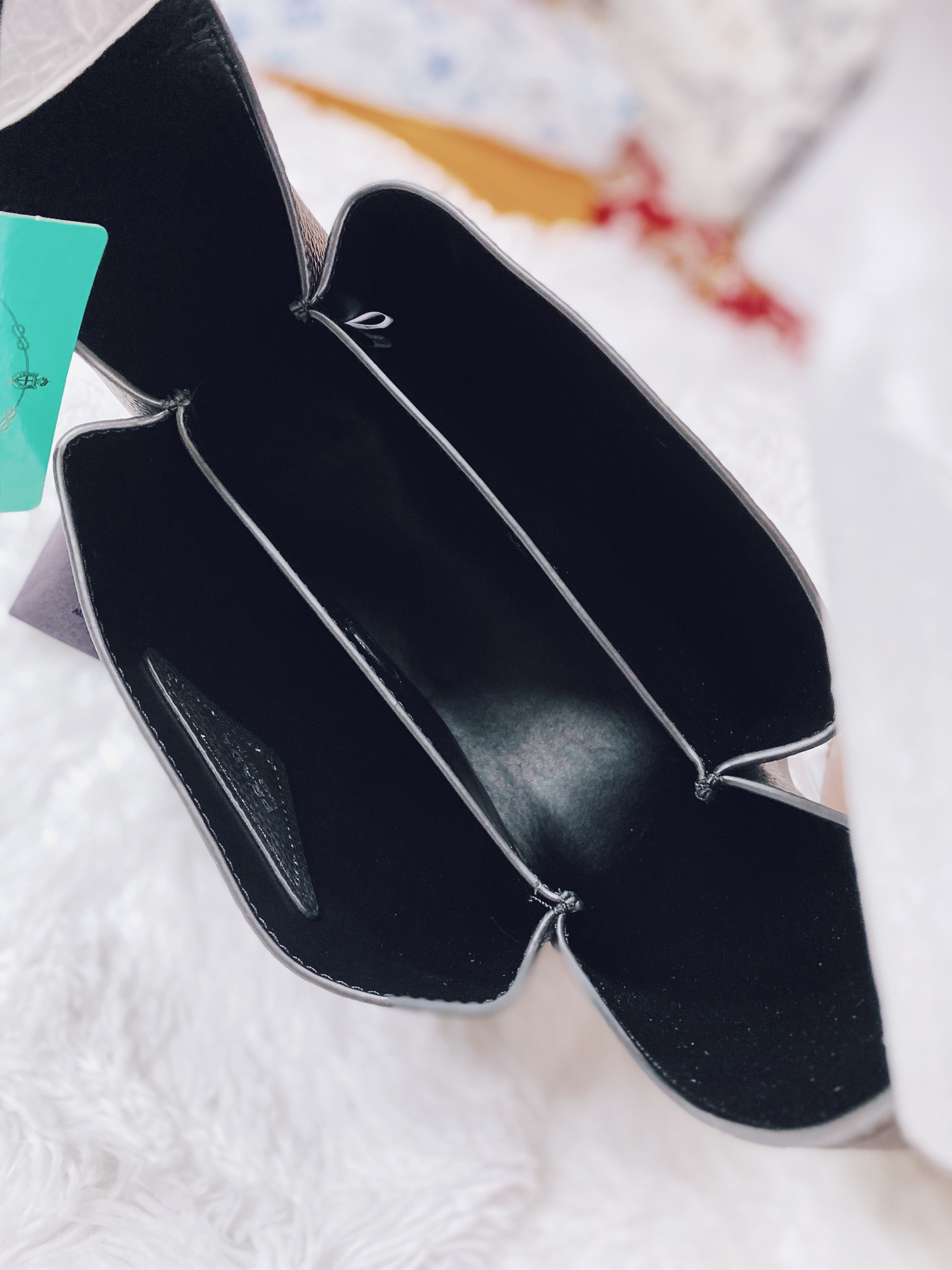 [TOP] PRADA Leather Handbag - BLACK