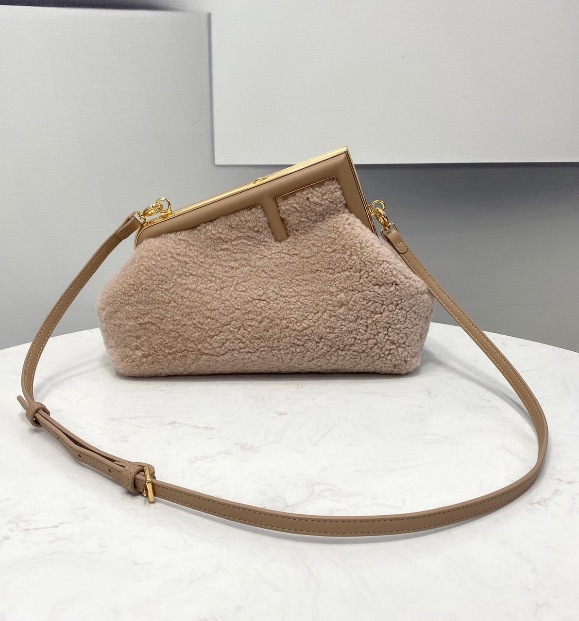 [TOP] FENDI FENDI First Small Teddy Bag - Light Pink