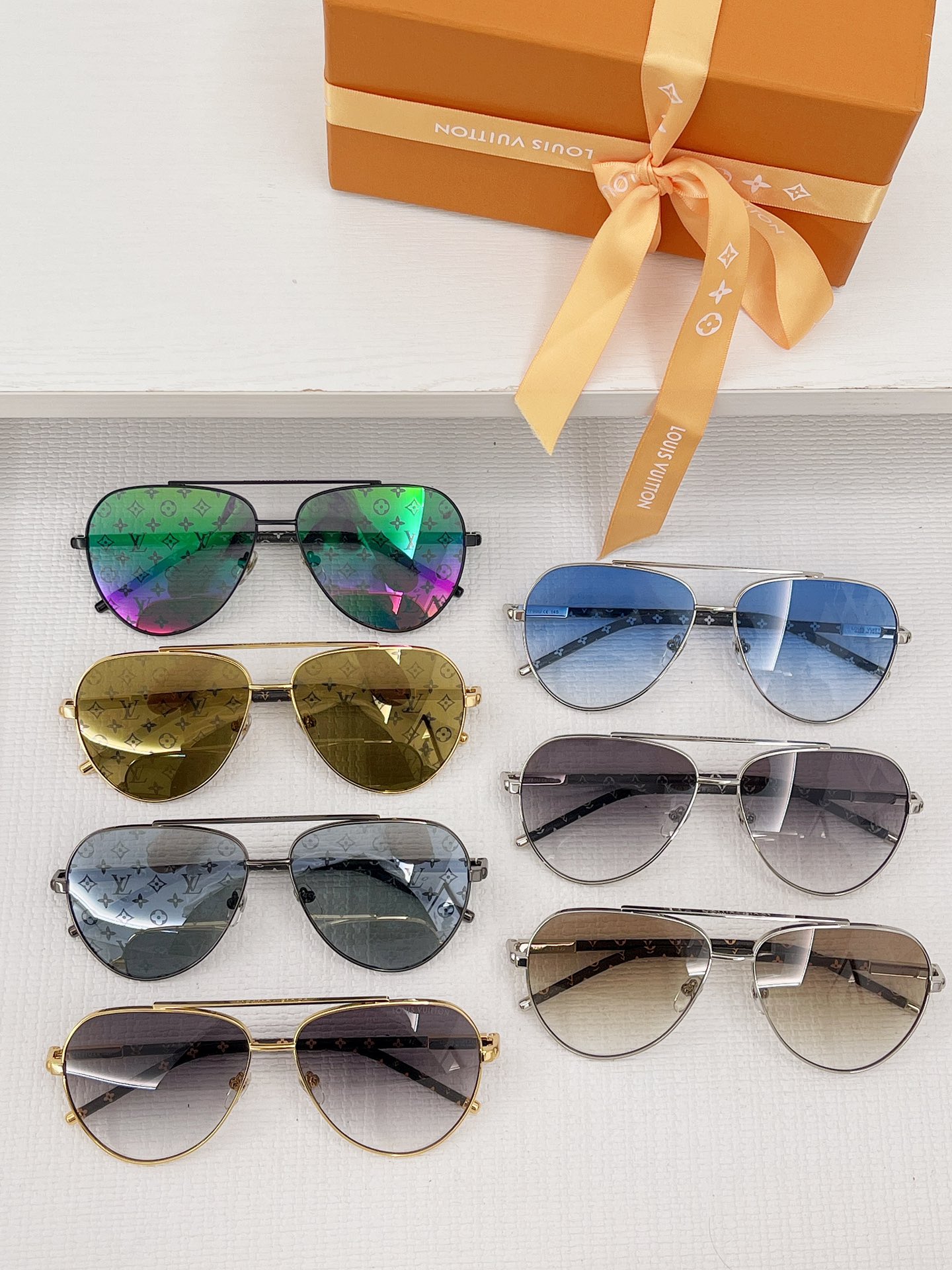 [TOP] Louis Vuitton LV Sunglasses  - 7 Color