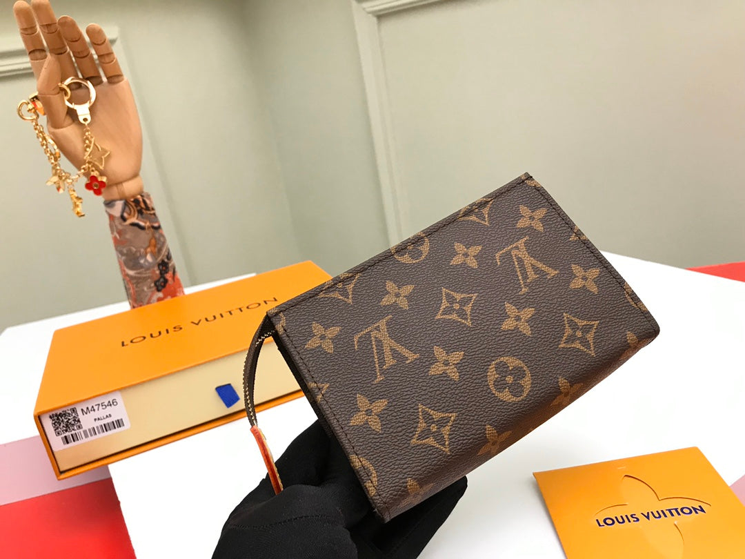 [TOP] Louis Vuitton LV Toilery Pouch Monogram 15-Brown