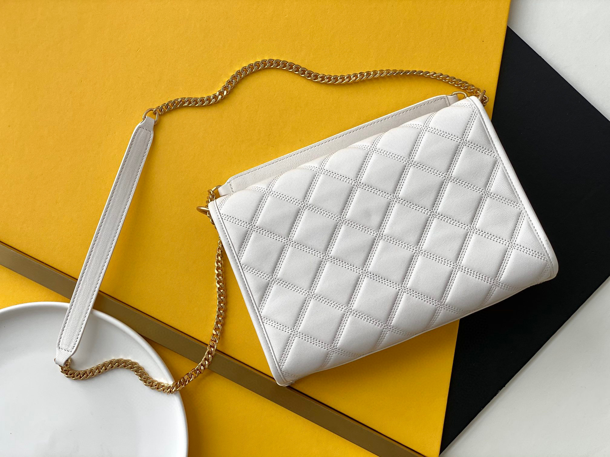 [TOP] Yves Saint Laurent YSL Becky Bag Lambskin 25CM - Black/White