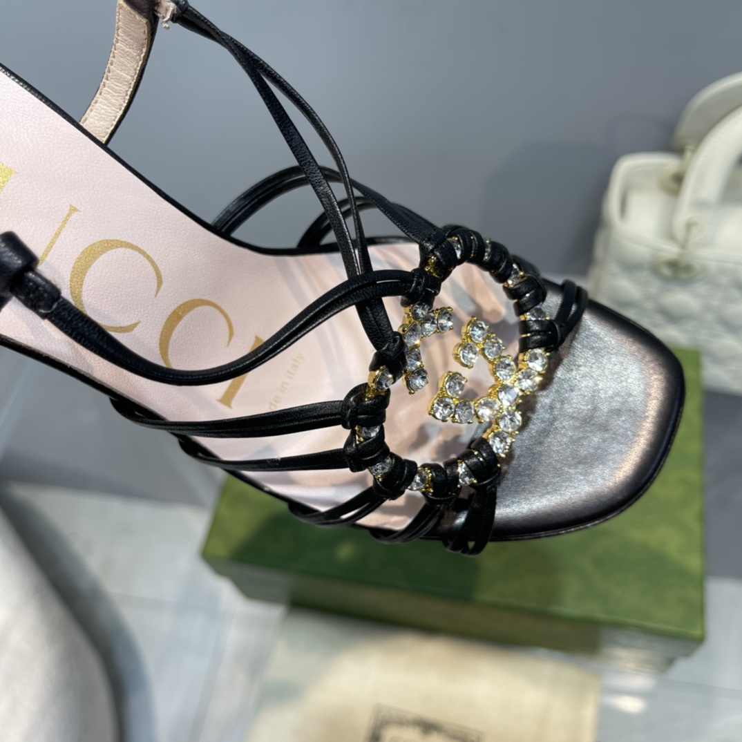 [TOP] GUCCI Lsa Diamond Sandals  - Black