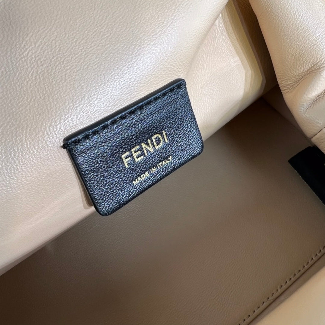 [TOP] FENDI Small First Mink Bag - Nude Pink