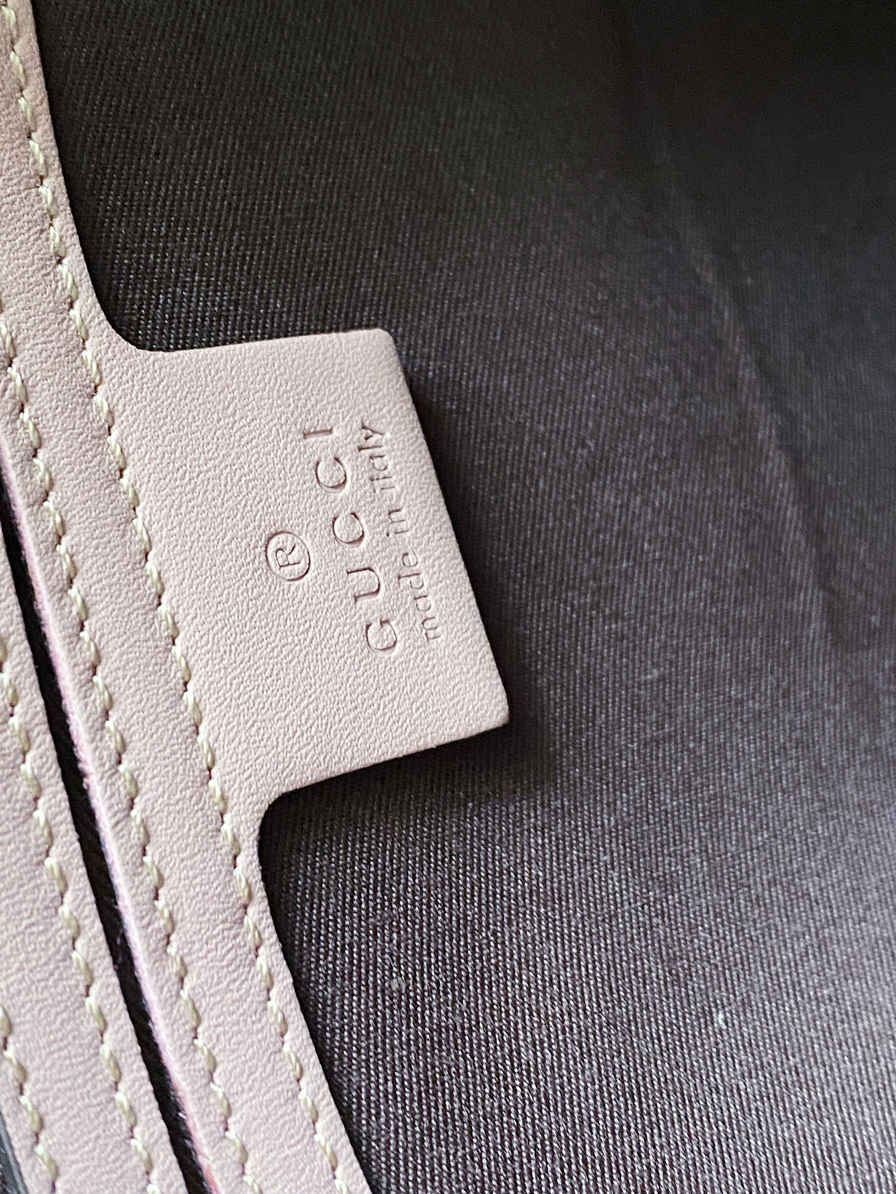 [TOP] GUCCI Supreme Tote Zipper Bag 38x28x11cm - Pink