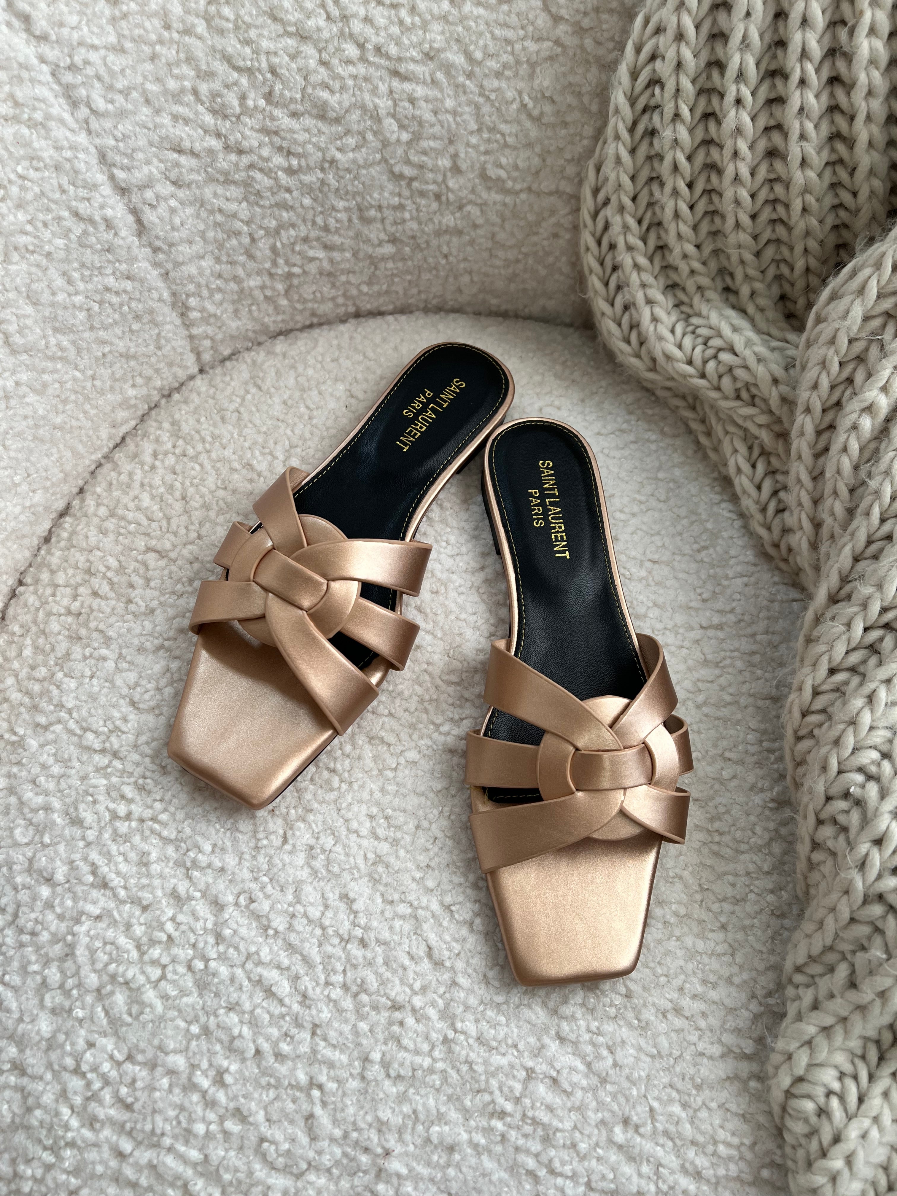 [TOP] Yves Saint Laurent YSL Flat Sandals - Gold