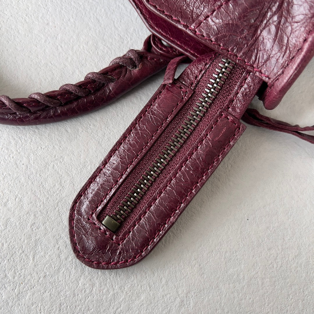 [TOP] BALENCIAGA Classic Small City Bag - Violet Prune