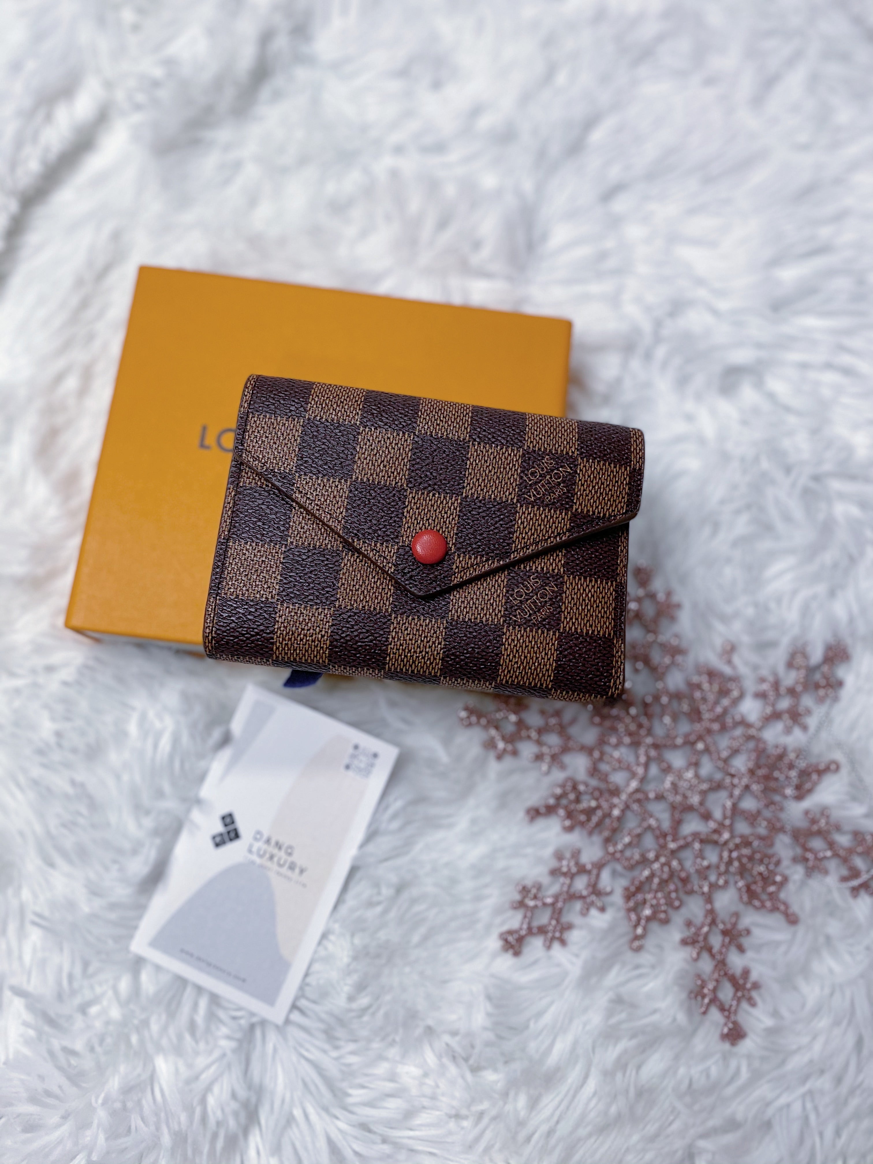 [TOP] Louis Vuitton LV LV Damier Victorine Wallet - RED