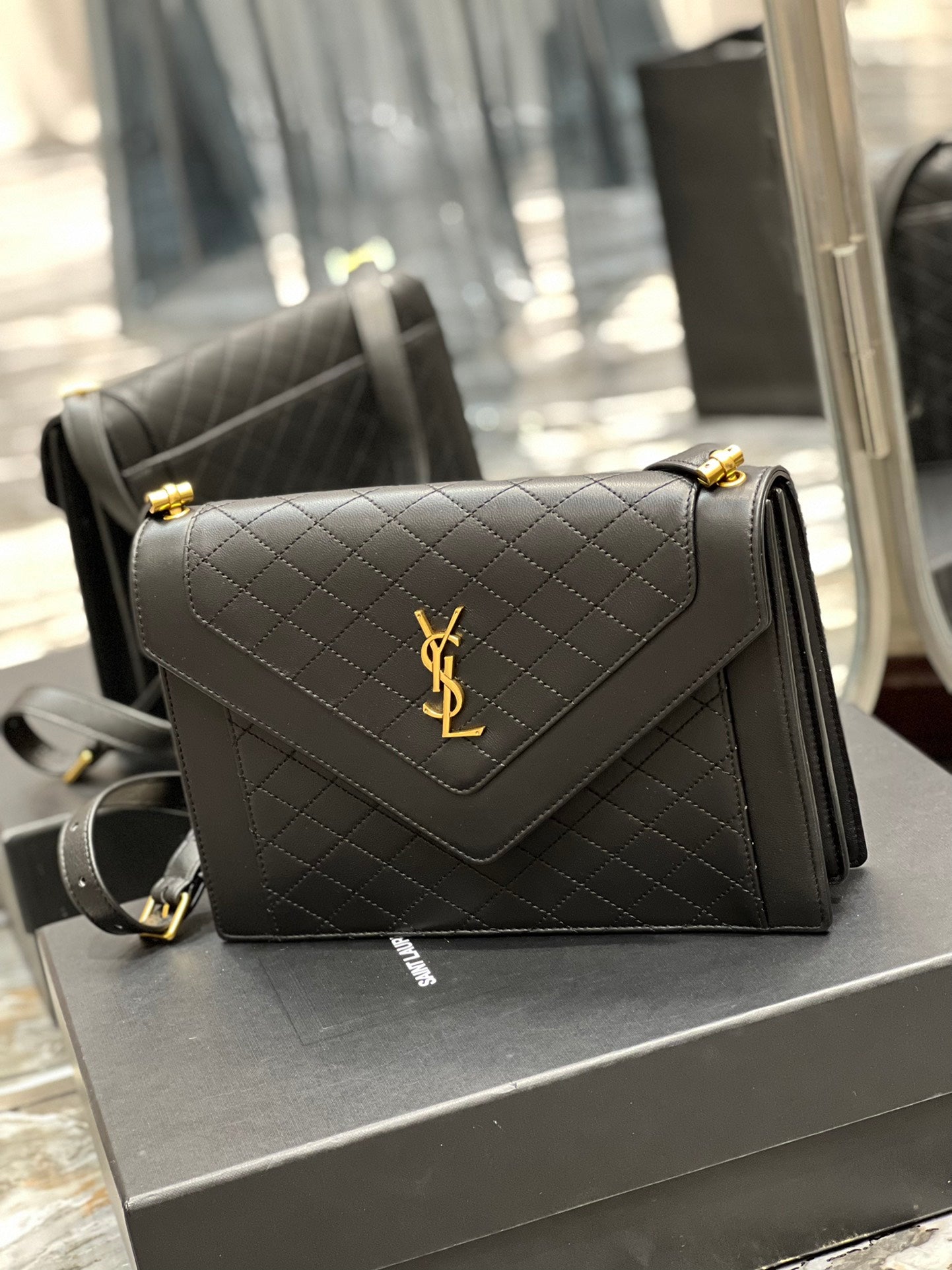 [TOP] Yves Saint Laurent YSL Gabby Satchel - Black