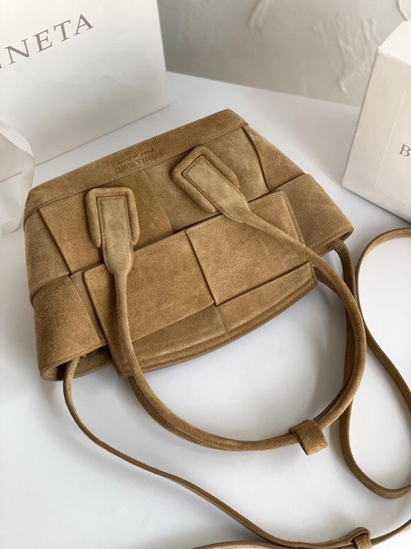 [TOP] Bottega Veneta BV Mini Arco 29 Sude Bag - Brown