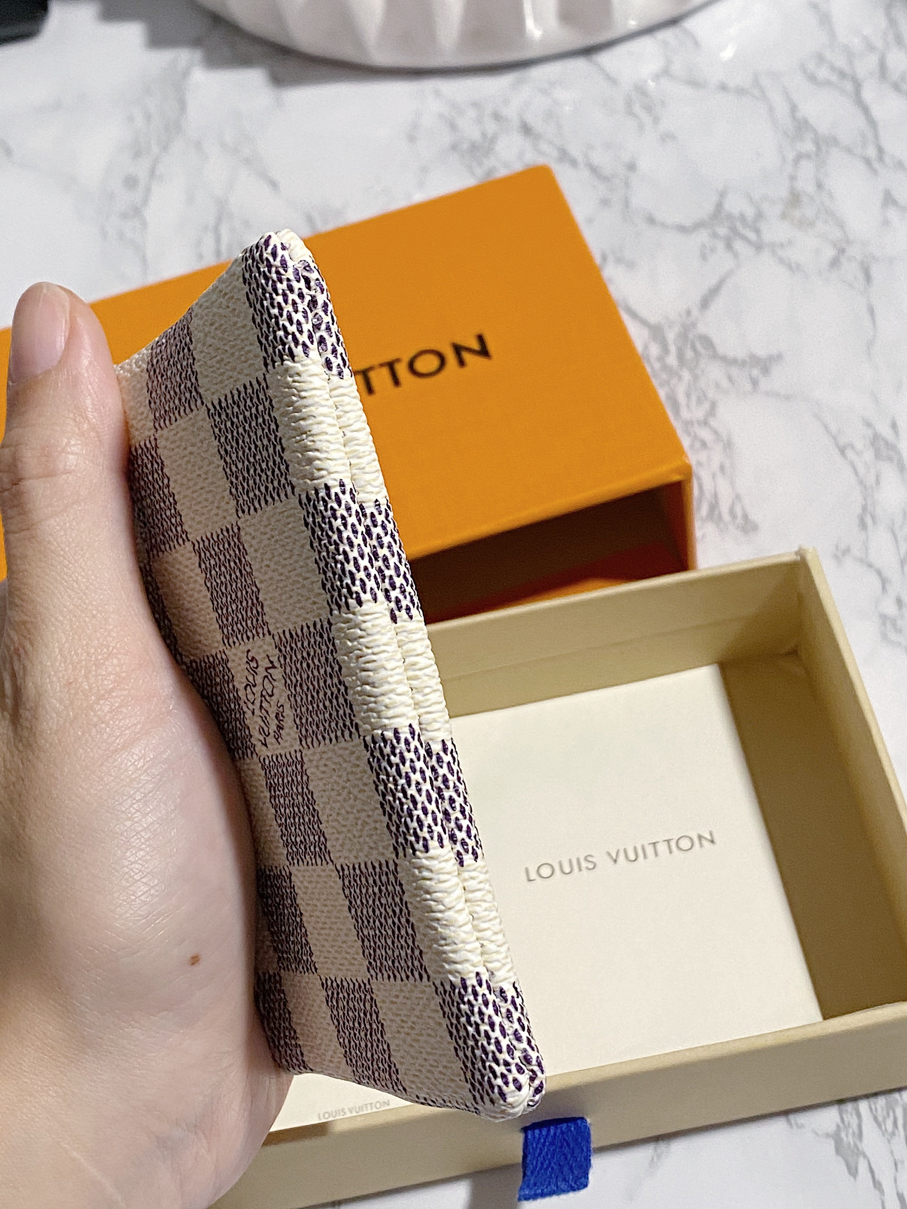 [TOP] Louis Vuitton LV LV Key Pouch - Damier Azur