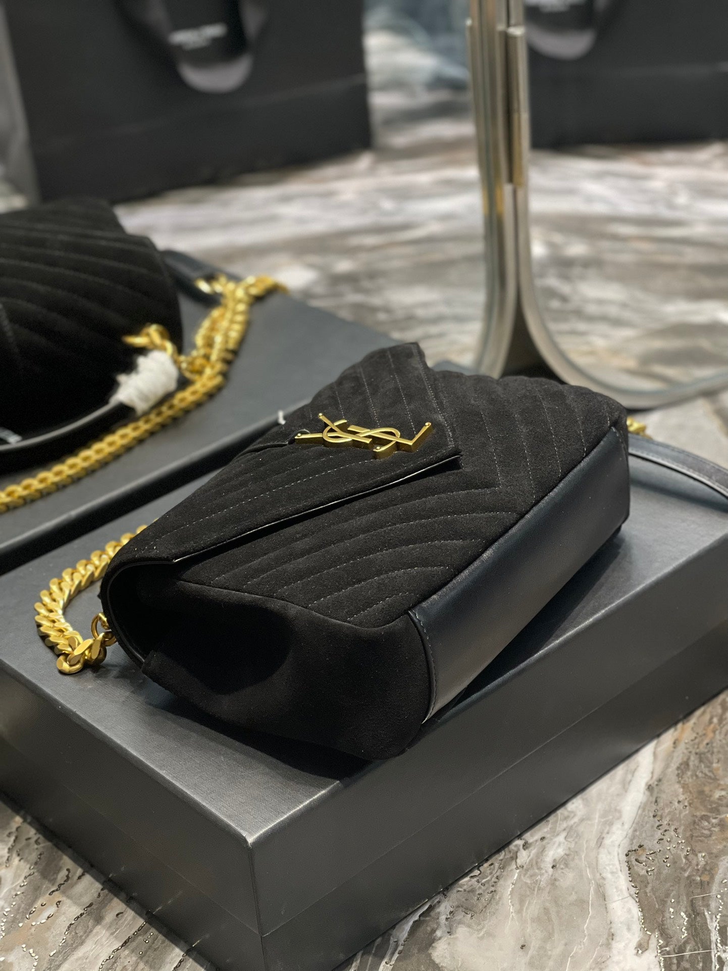 [TOP] Yves Saint Laurent YSL College Suede Small Bag - Black