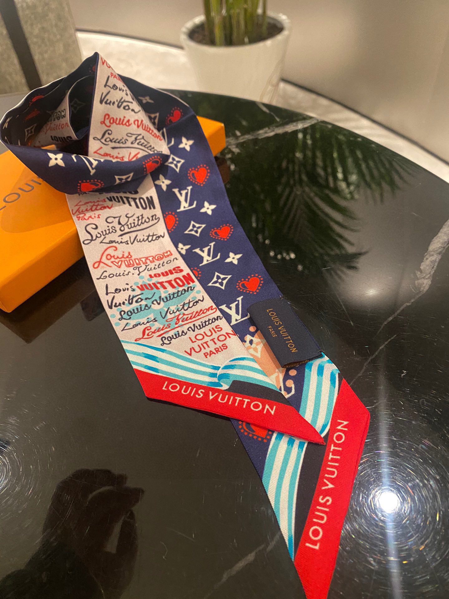 [TOP] Louis Vuitton LV BB BANDEAUS 120 × 5 cm - Seven Colours