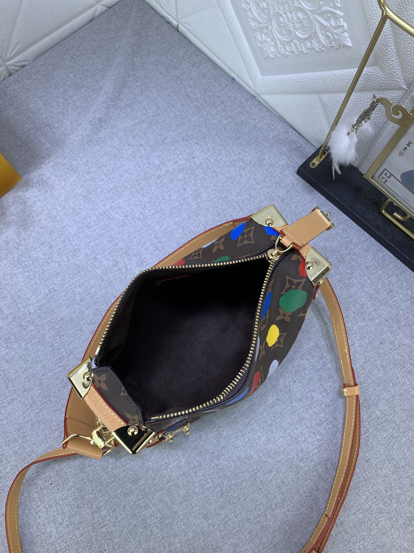 [TOP] Louis Vuitton LV LV X YK Side Trunk Monogram Bag 21×14×6cm-Brown