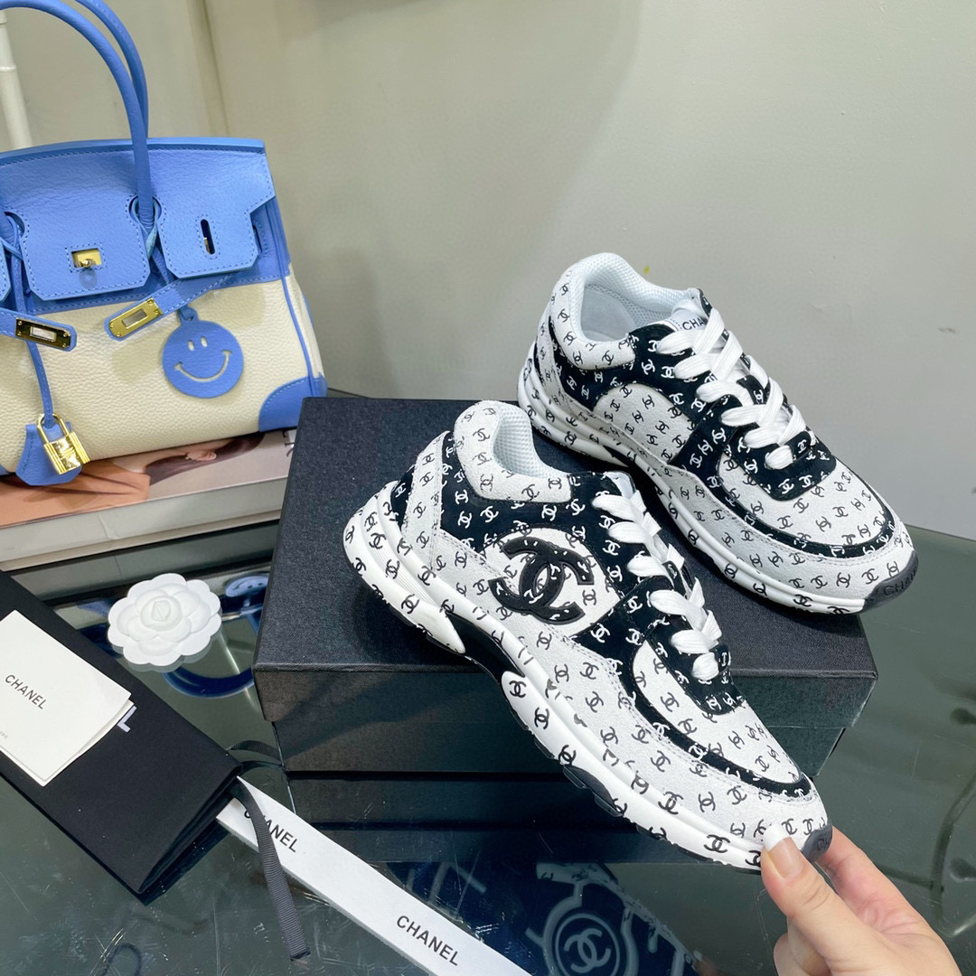 [TOP] CHANEL Two Tone Sneaker - 8 Clolours