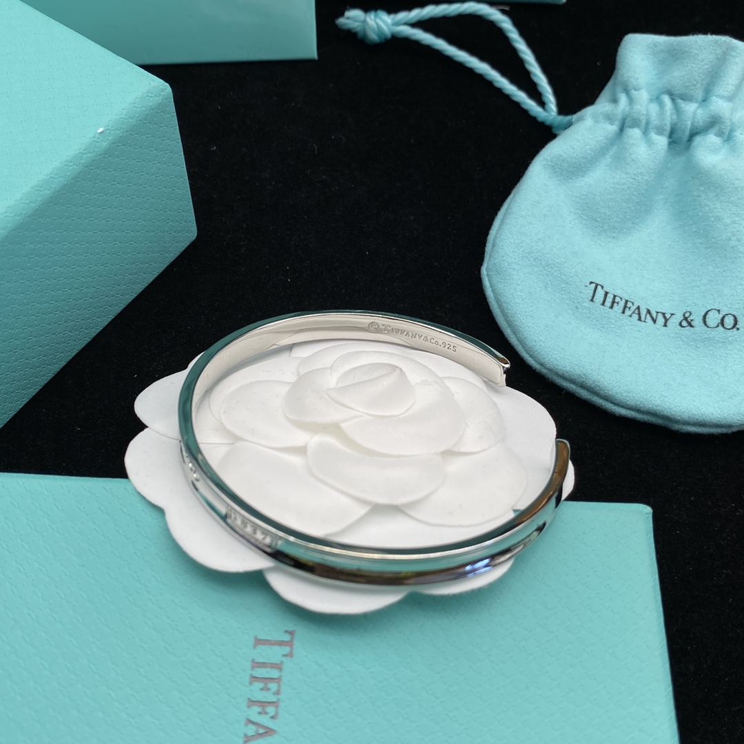 [TOP] Tiffany & Co. 1837™ Cuff in Silver Bracelet