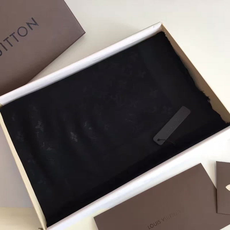 [TOP] Louis Vuitton LV L*V Big Square Scarf - Black