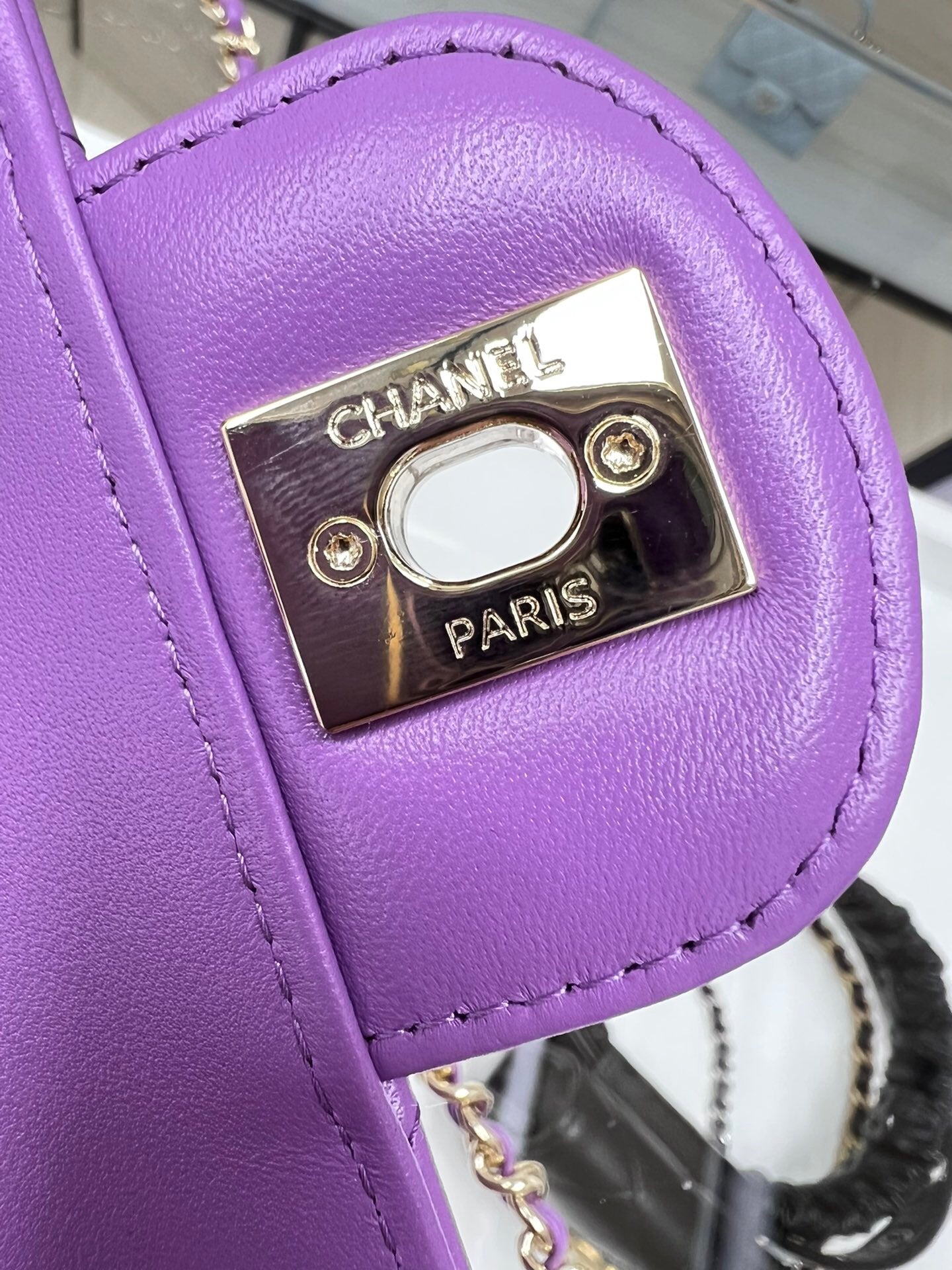[TOP] CHANEL Heart Bag Large 16.5x18x6.5cm - Purple & GHW