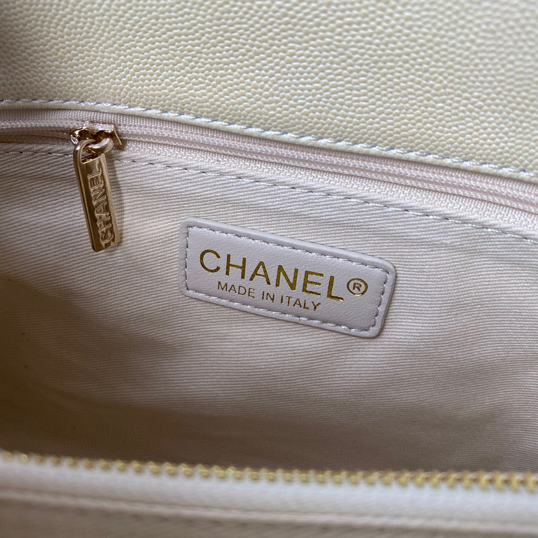 [TOP] CHANEL CoCo Handle Bag Carviar Large 29cm - Pearl White & GHW