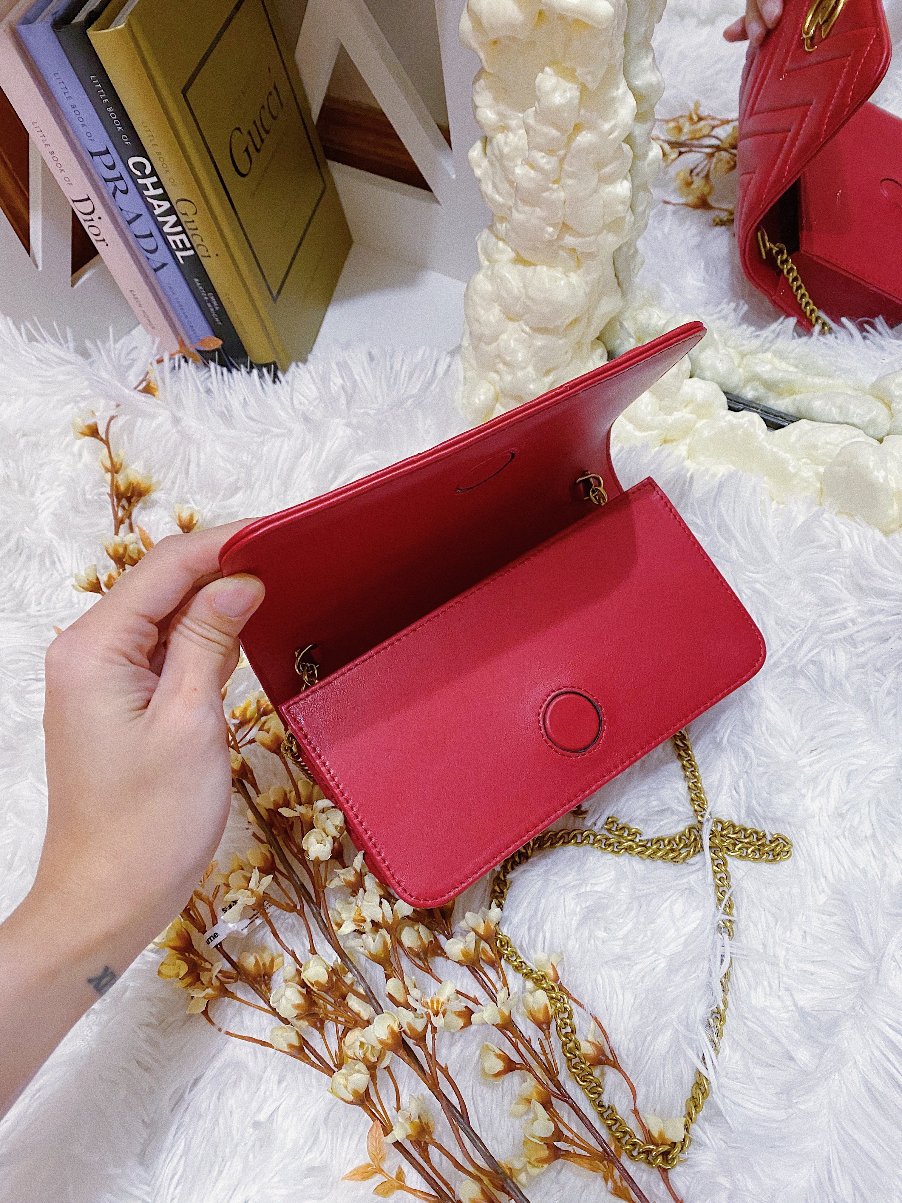 [TOP] GUCCI Marmont Shoulder Clutch- Red