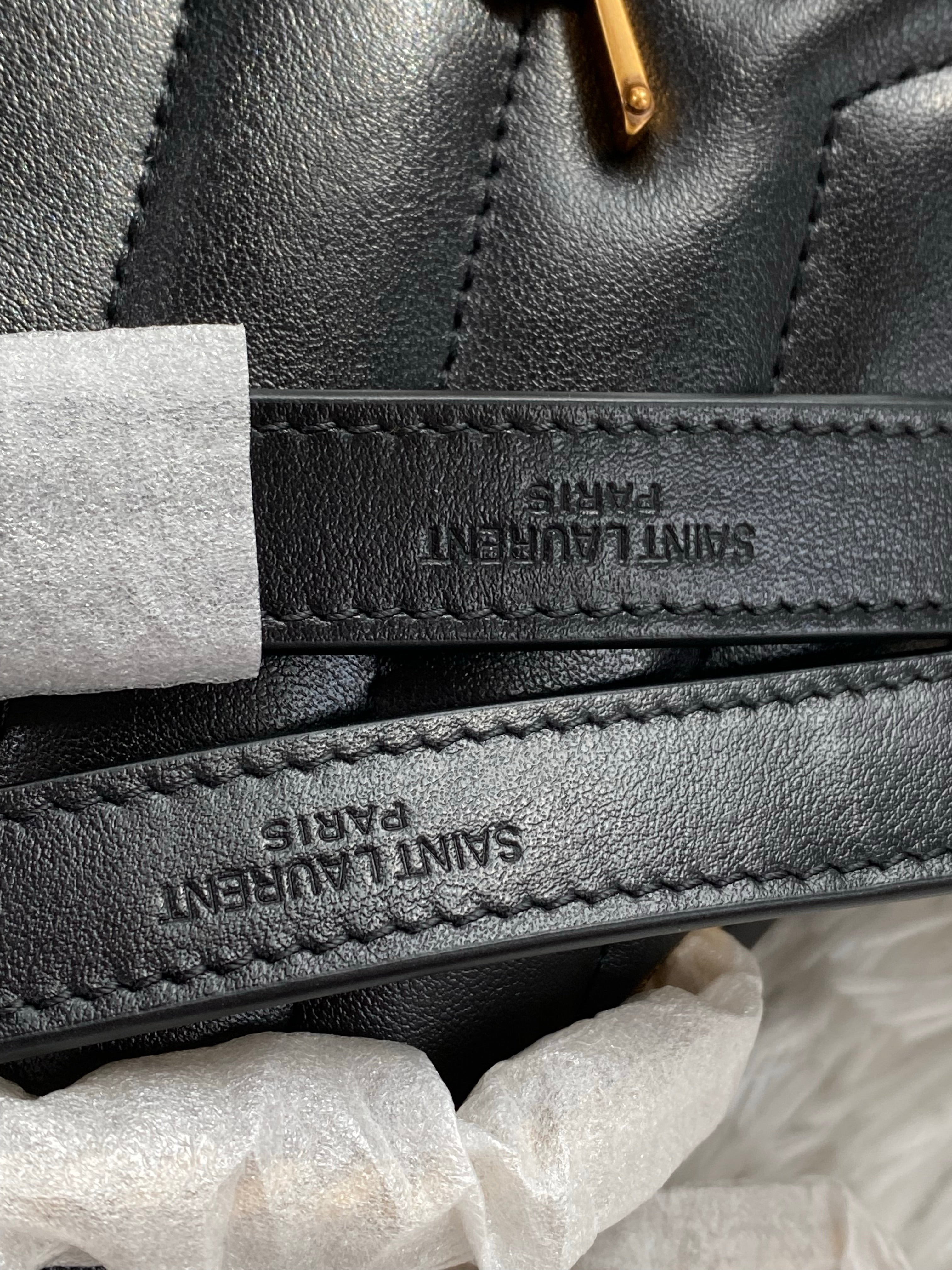 [TOP] Yves Saint Laurent YSL LouLou Medium Bag 25cm - Black With GHW