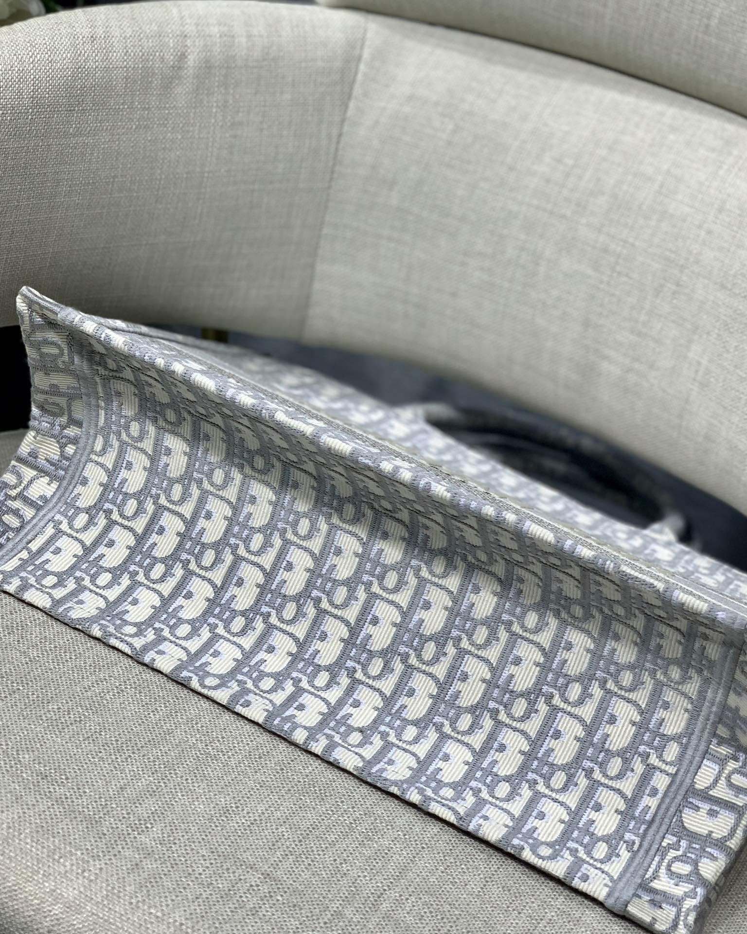 [TOP] Christian Dior Book Tote Bag Embroidered 26.5cm/36.5cm/41.5cm - Grey