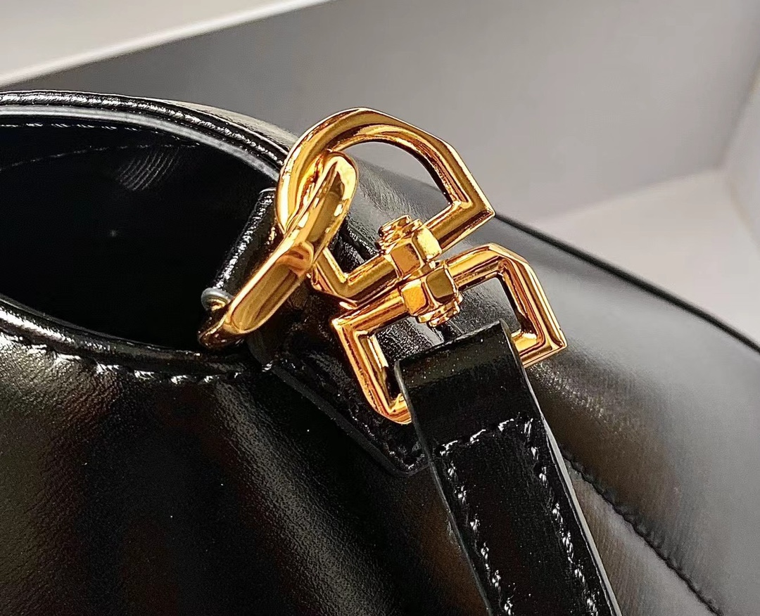 [TOP] GIVENCHY Antignoa Handbag 23*27*13- GHW