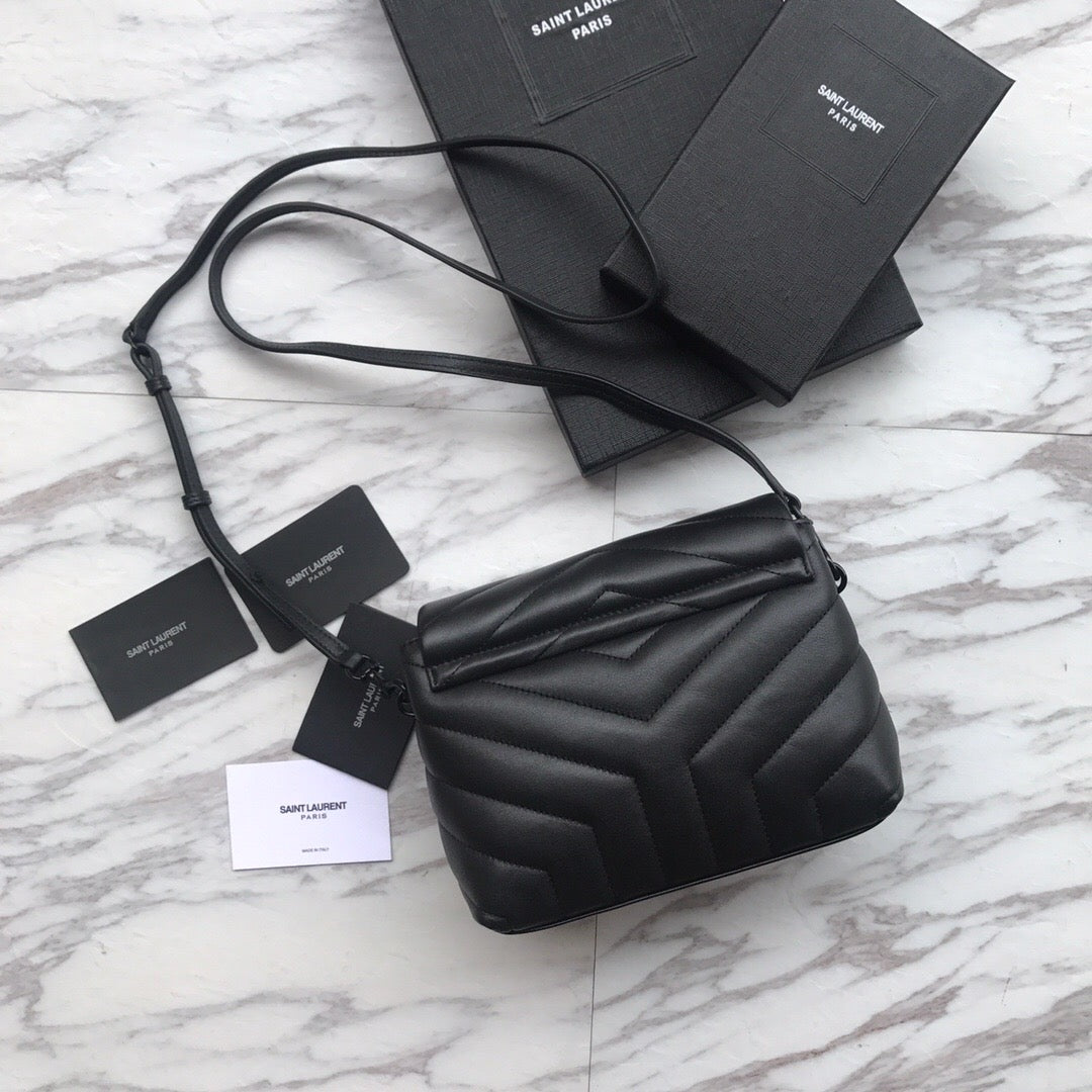 [TOP] Yves Saint Laurent YSL Loulou Toy Bag 20×7×15cm - All Black