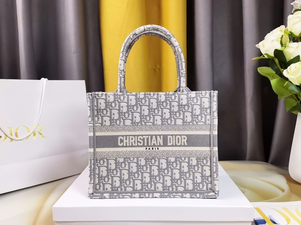 [TOP] Christian Dior Book Tote Bag Embroidered 26.5cm/36.5cm/41.5cm - Grey