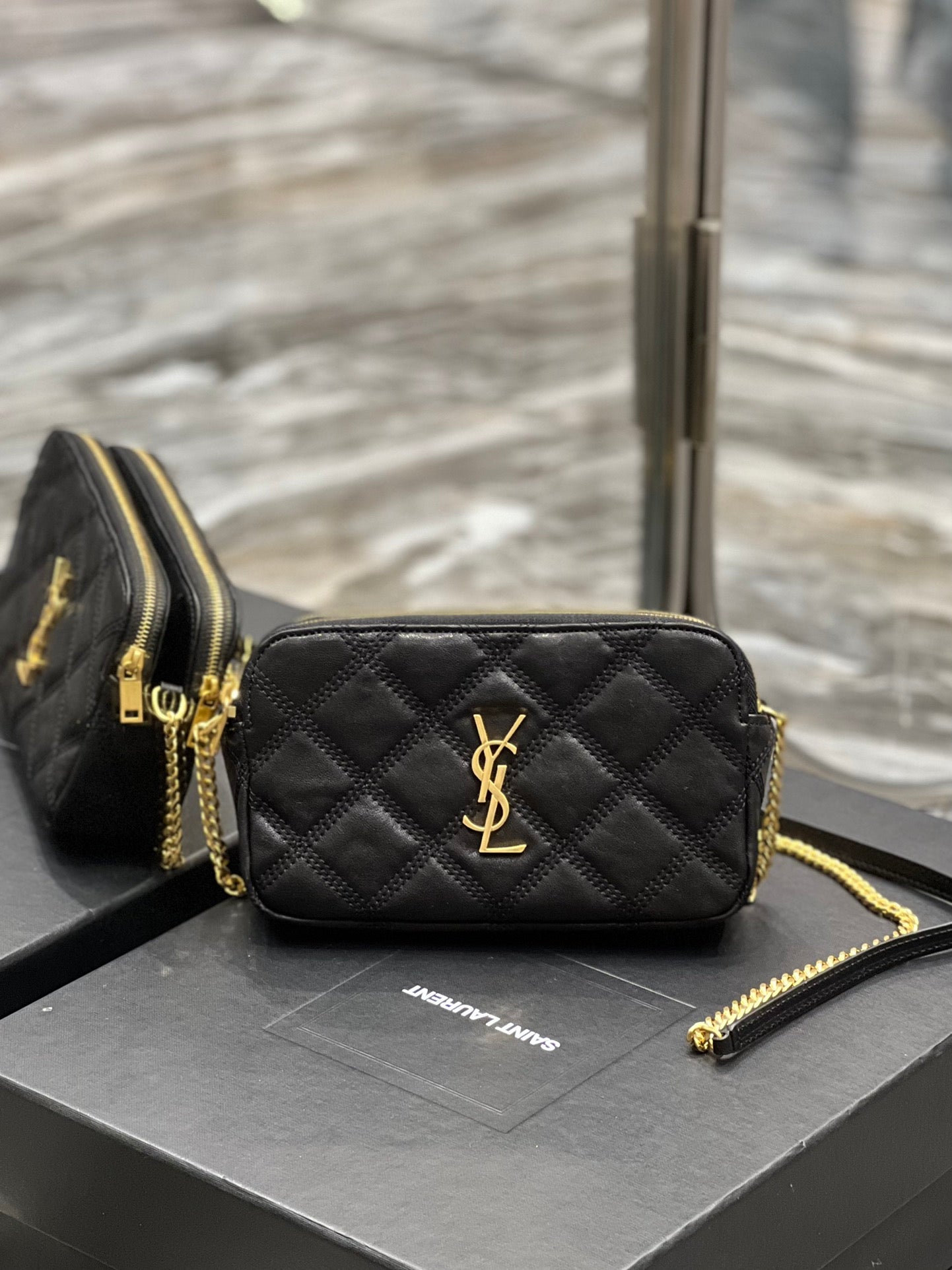 [TOP] Yves Saint Laurent YSL Beckly Double Zip Pouch Bag - Black GHW