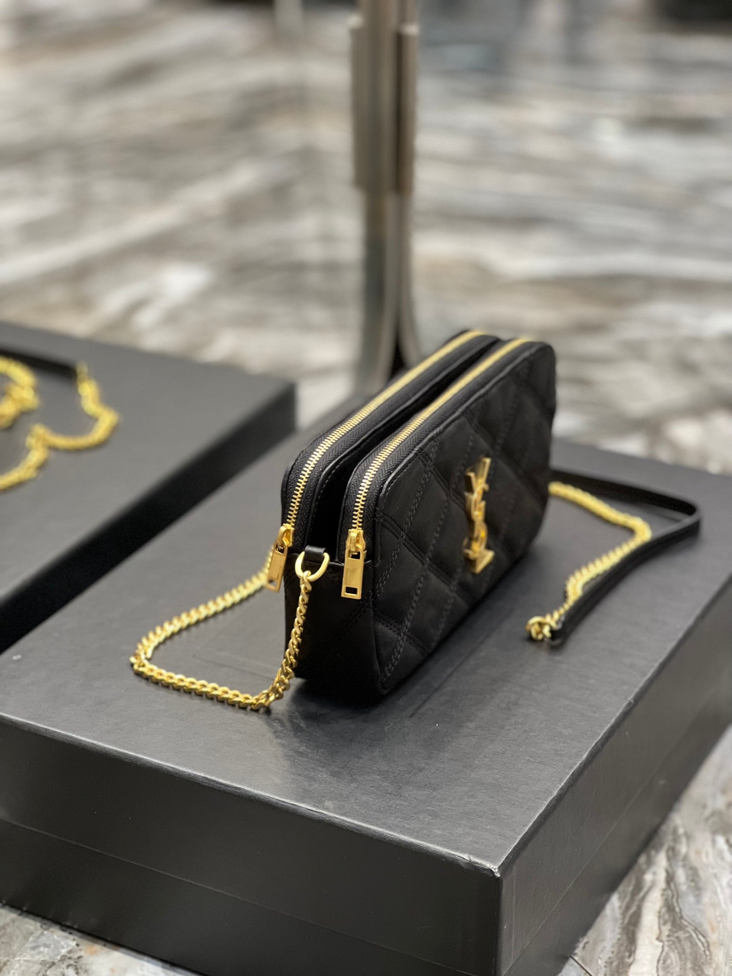 [TOP] Yves Saint Laurent YSL Beckly Double Zip Pouch Bag - Black GHW